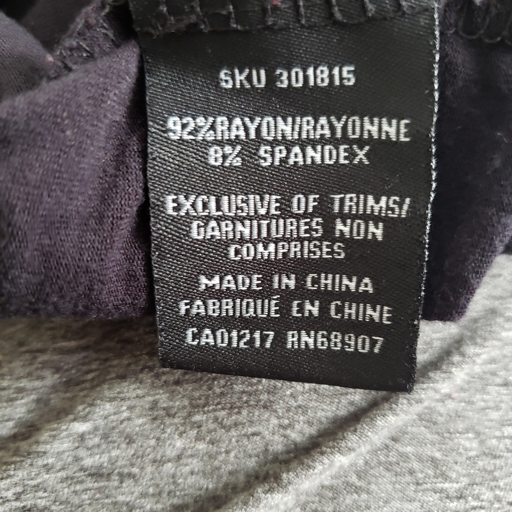 ⭐3/$24⭐ Le Chateau Women's Fitted Rouching Black Dress Size S - Picture 9 of 10